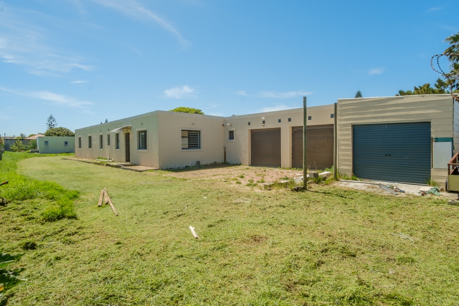 11 Bedroom Property for Sale in Wetton Western Cape